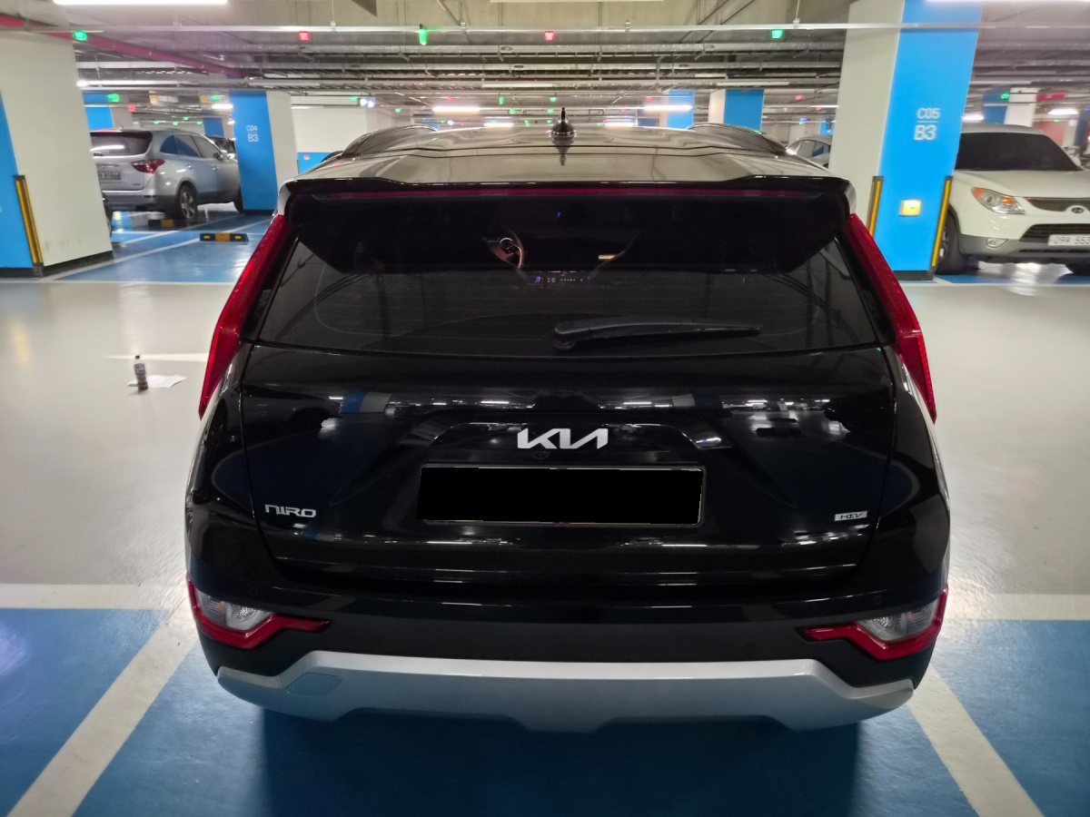 Kia Niro, 2022 — фото 4 из 8