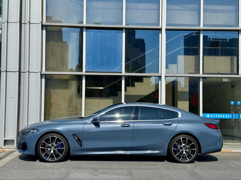 BMW 8 Series, 2021 — фото 2 из 11