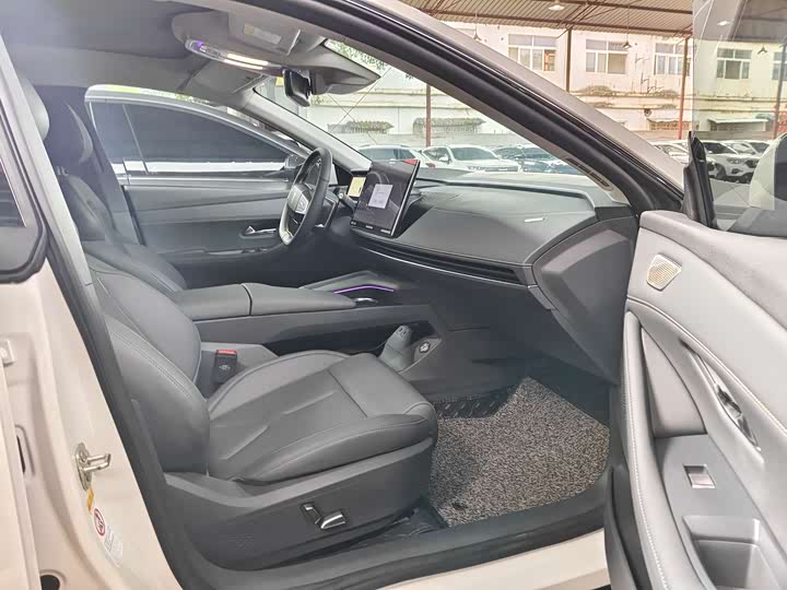 Changan Deepal SL03, 2023 — фото 7 из 9