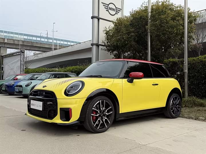 Mini Mini JCW, 2025 — купить в Ярославле под ключ