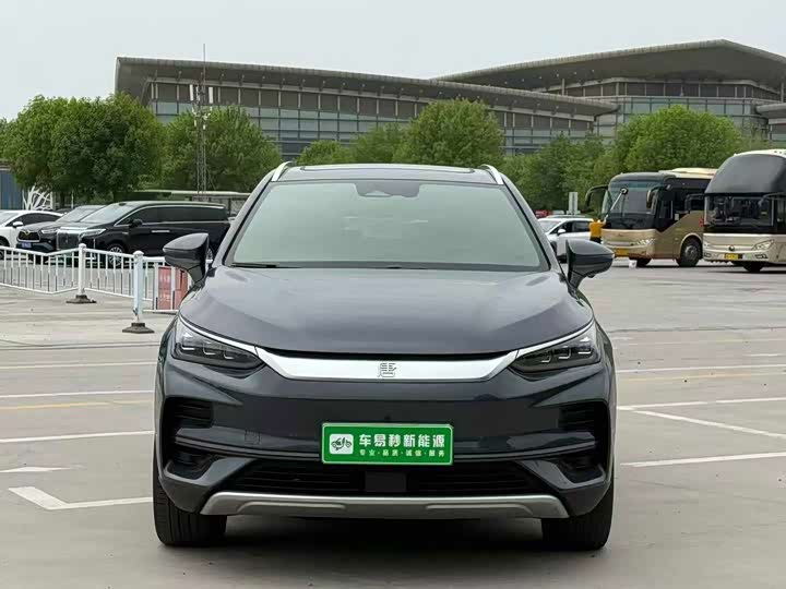 BYD Tang Hybrid/EV, 2022 — фото 2 из 9