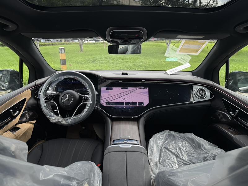 Mercedes-Benz EQS SUV, 2026 — фото 8 из 12