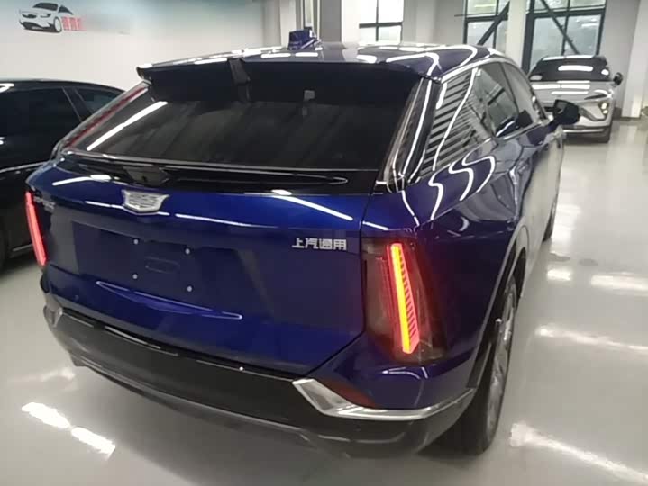 Cadillac Optiq, 2024 — фото 7 из 9