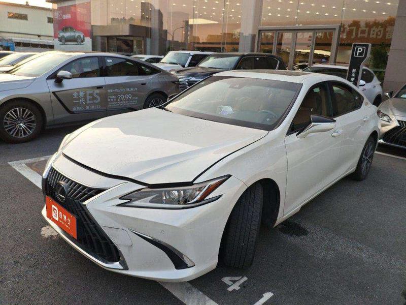Lexus ES, 2022 — купить в Санкт-Петербурге под ключ