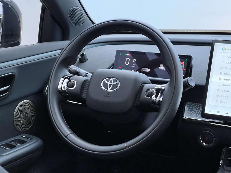 Toyota bZ3X, 2025 — фото 10 из 12