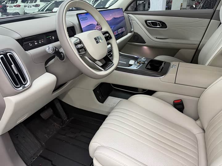Geely Galaxy M9, 2025 — фото 5 из 9