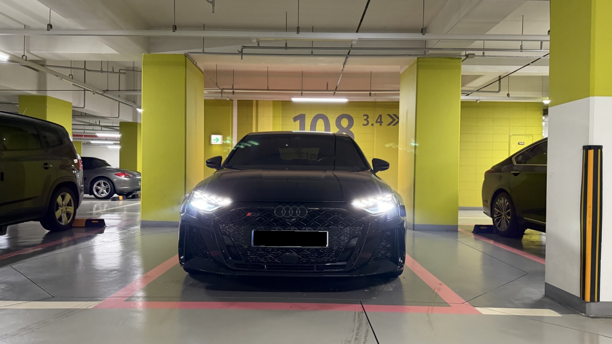 Audi RS 3, 2025 — фото 3 из 8