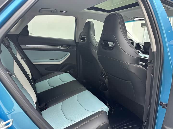 Geely Emgrand GS, 2022 — фото 6 из 9