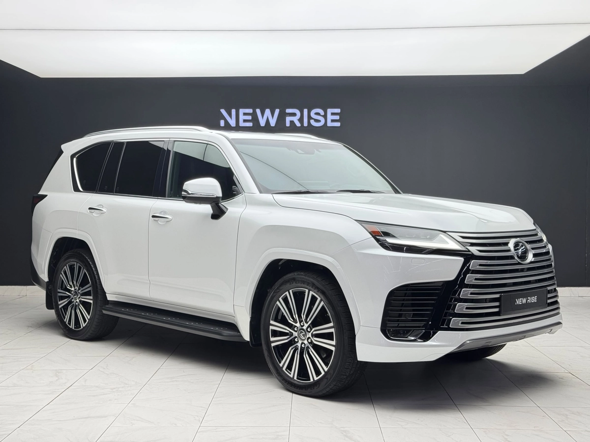 Lexus LX, 2023