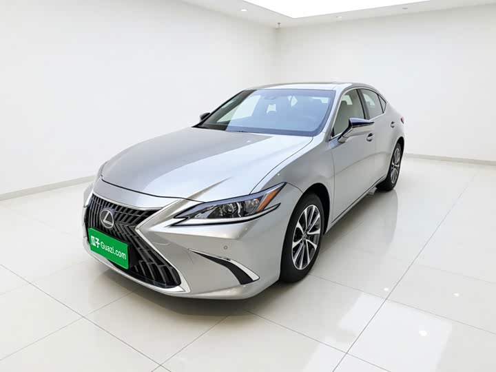 Lexus ES, 2024 — купить в Ярославле под ключ