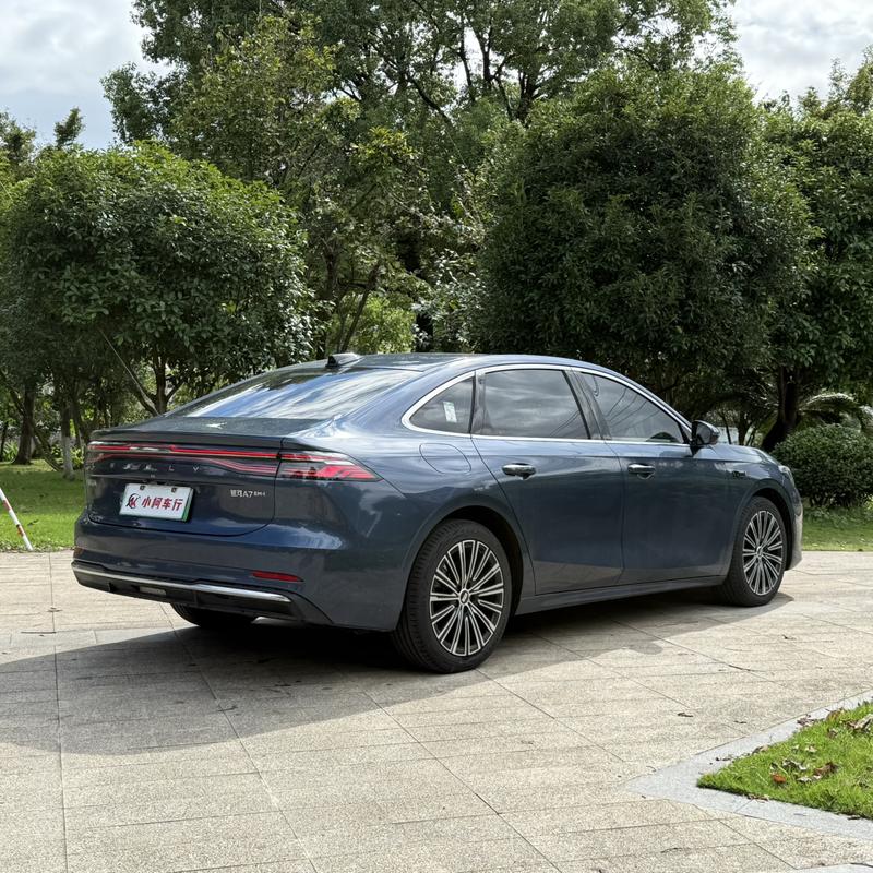 Geely Galaxy A7, 2025 — фото 6 из 12