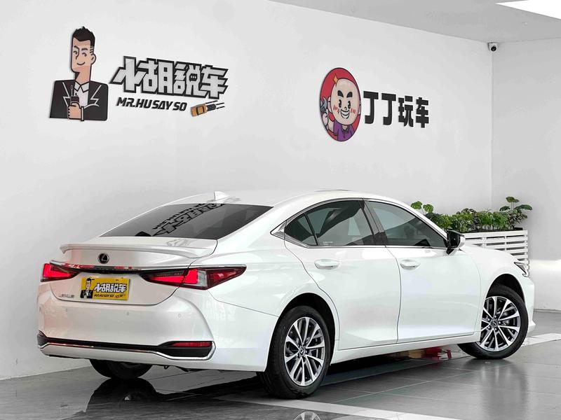 Lexus ES, 2024 — фото 5 из 12