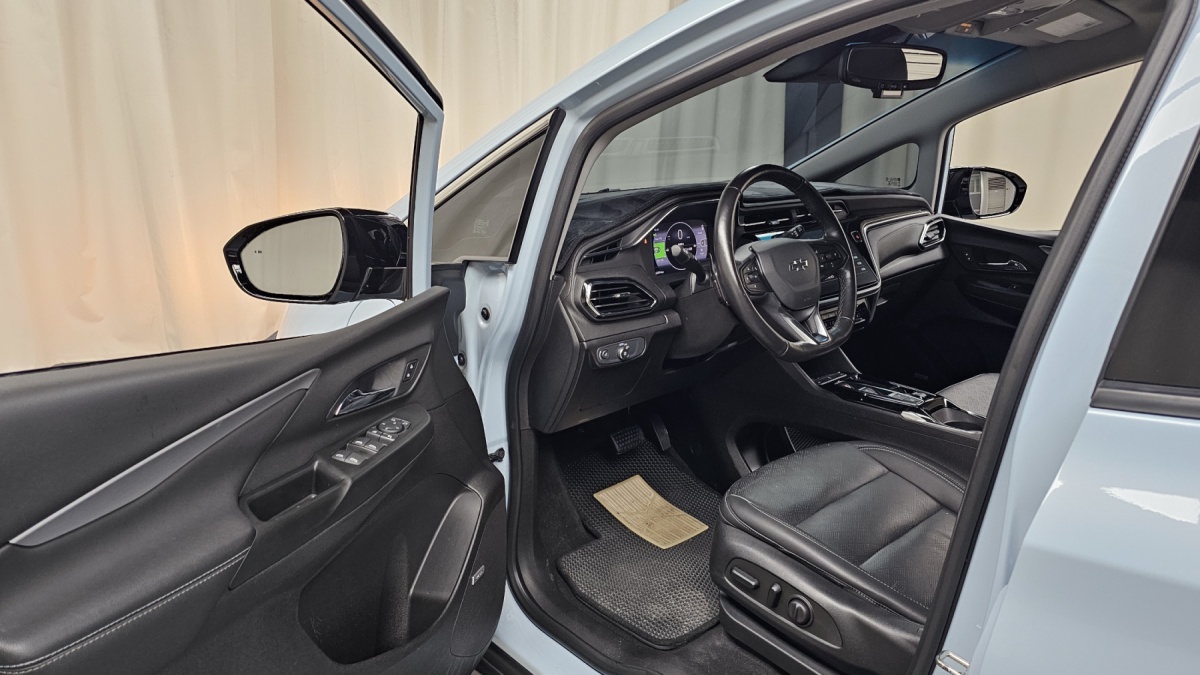 Chevrolet Bolt EV, 2022 — фото 9 из 12