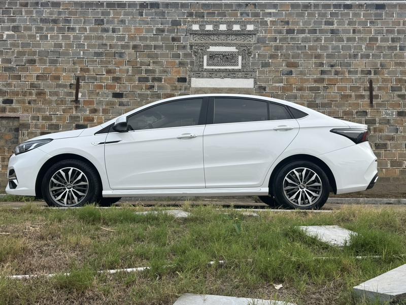 Chery Omoda S5 (Arrizo 5 Plus), 2022 — фото 4 из 12