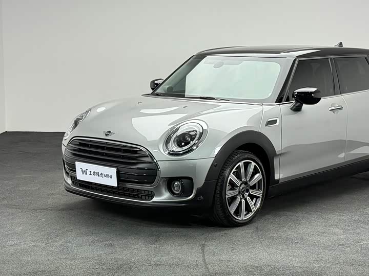 Mini Clubman, 2023 — фото 4 из 9