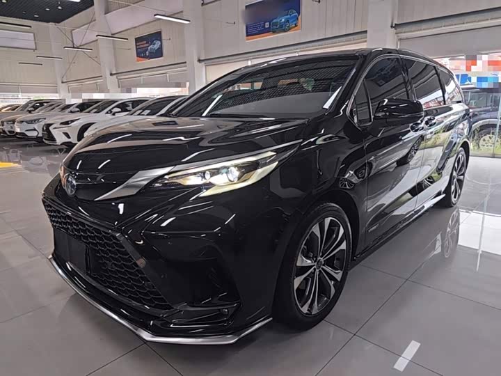 Toyota Granvia, 2022 — купить в Белгороде под ключ