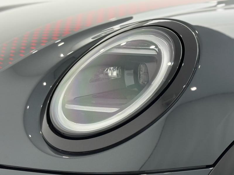 Mini Mini JCW, 2024 — фото 9 из 12