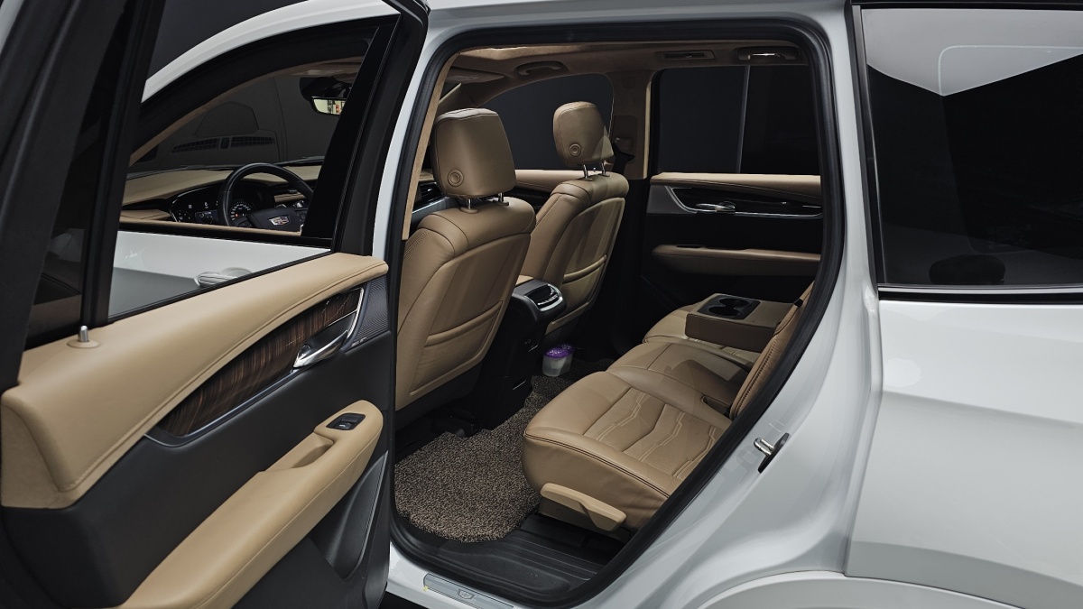 Cadillac XT6, 2023 — фото 11 из 12