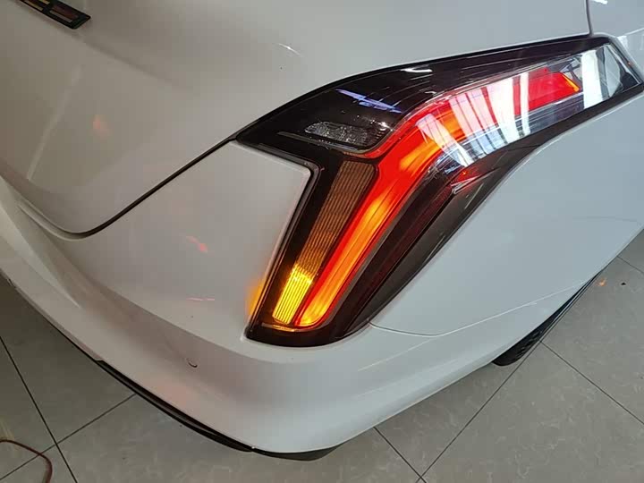 Cadillac CT4, 2022 — фото 8 из 9
