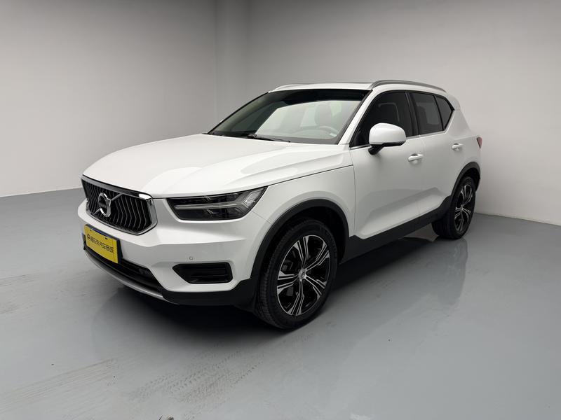 Volvo XC40, 2022 — купить в Самаре под ключ