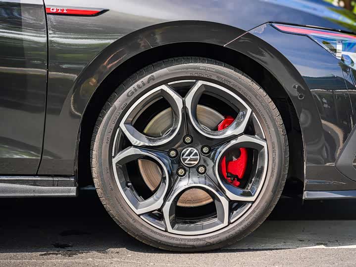 Volkswagen Golf GTI, 2023 — фото 4 из 9