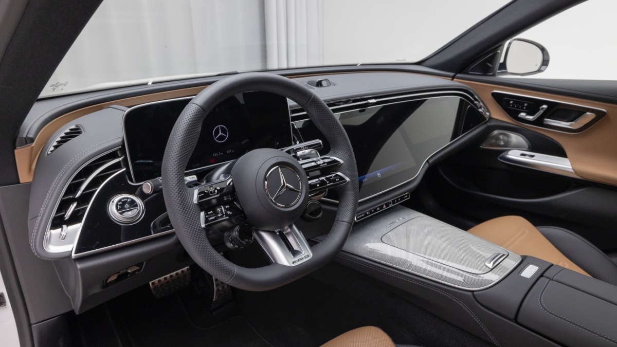 Mercedes-Benz E-Class, 2025 — фото 12 из 12