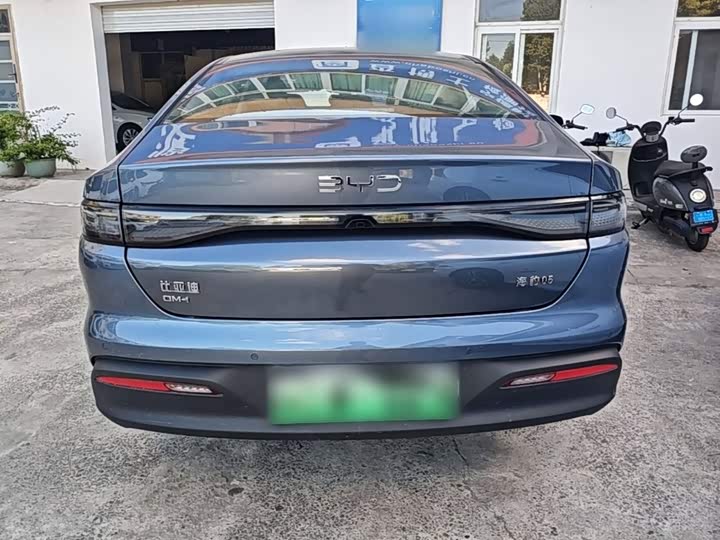 BYD Seal 05 DM-i Hybrid, 2025 — фото 6 из 9