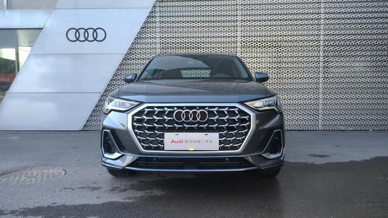 Audi Q3, 2025 — фото 2 из 12