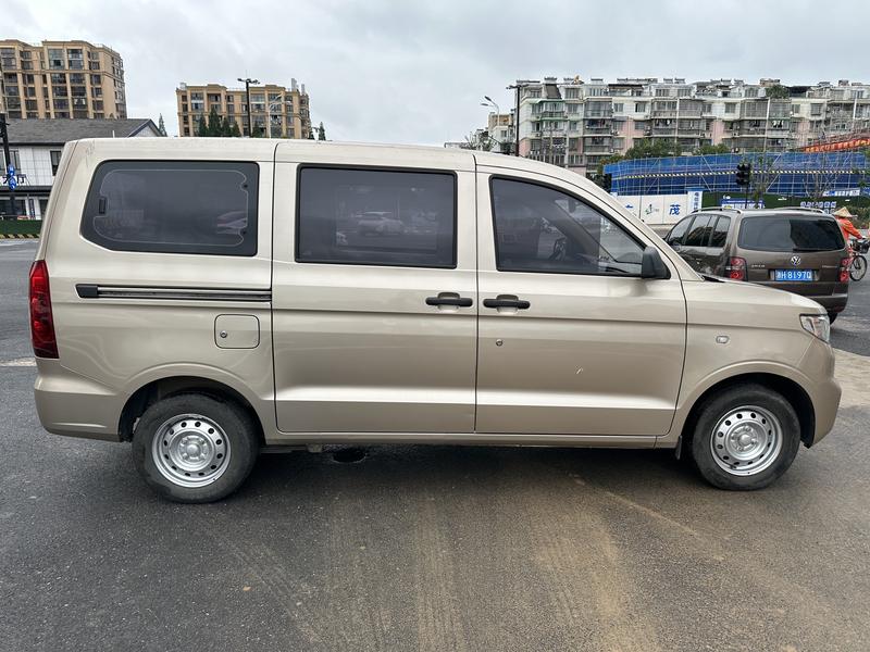Wuling Hongguang V, 2024 — фото 6 из 12