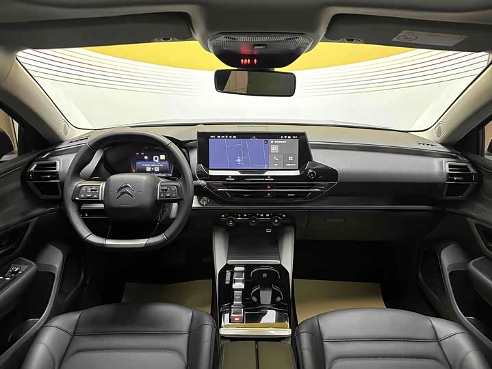 Citroen C5 X, 2024 — фото 8 из 9