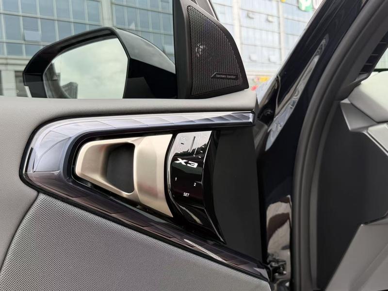 BMW X3, 2025 — фото 10 из 11