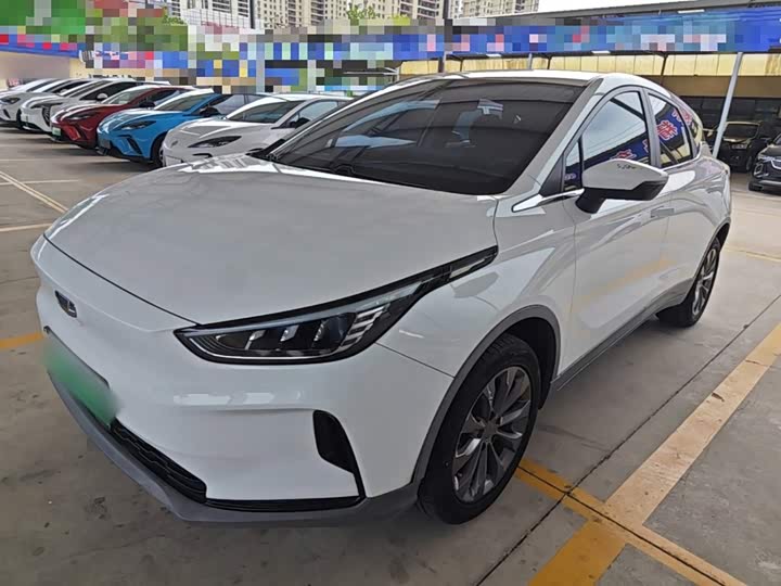 Geely Geometry C, 2022 — фото 2 из 9