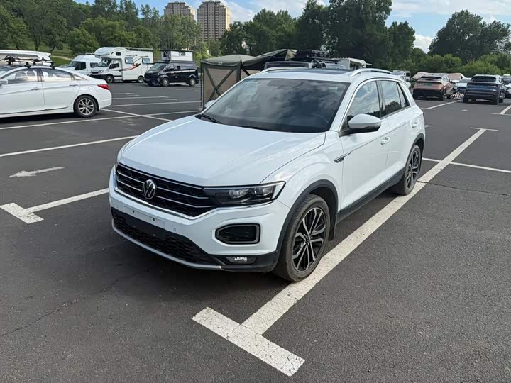 Volkswagen T-Roc, 2022 — купить в Санкт-Петербурге под ключ