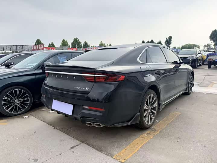 Geely Preface, 2025 — фото 7 из 9