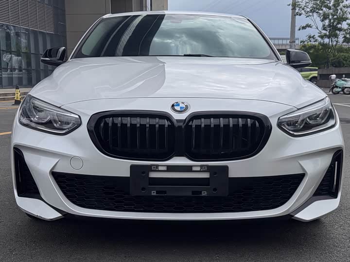 BMW 1 Series, 2022 — фото 2 из 9