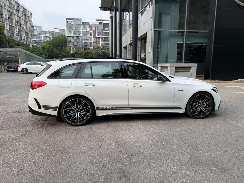 Mercedes-Benz C-Class AMG, 2025 — фото 7 из 12