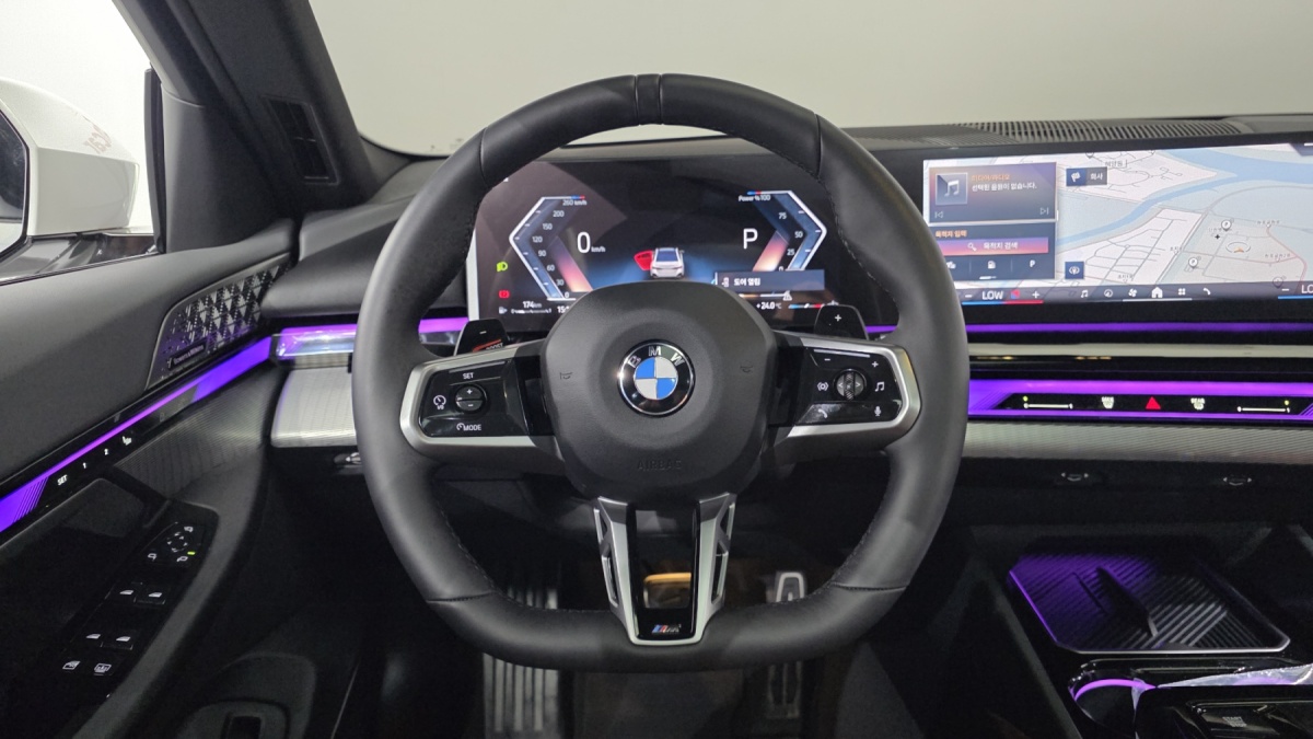 BMW 5 Series, 2025 — фото 12 из 12