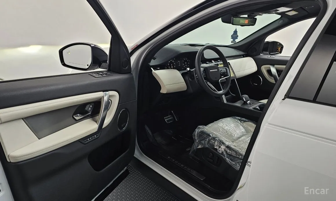Land Rover Discovery Sport, 2024 — фото 10 из 12