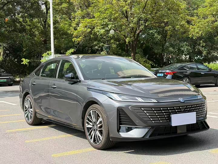 Changan Eado Plus, 2025 — фото 3 из 9