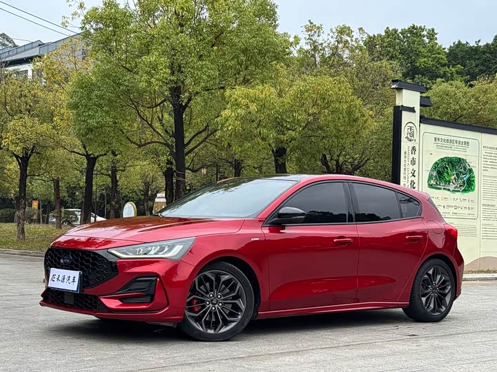 Ford Focus, 2022 — купить в Уфе под ключ