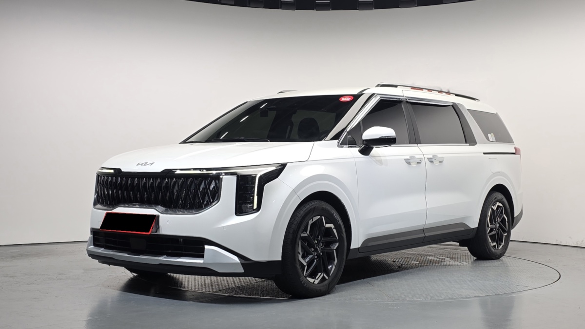 Kia Carnival, 2024 — купить в Орле под ключ