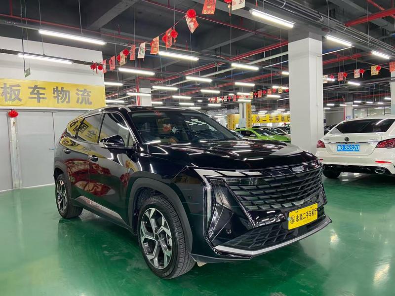 Geely Atlas L, 2023 — фото 3 из 12