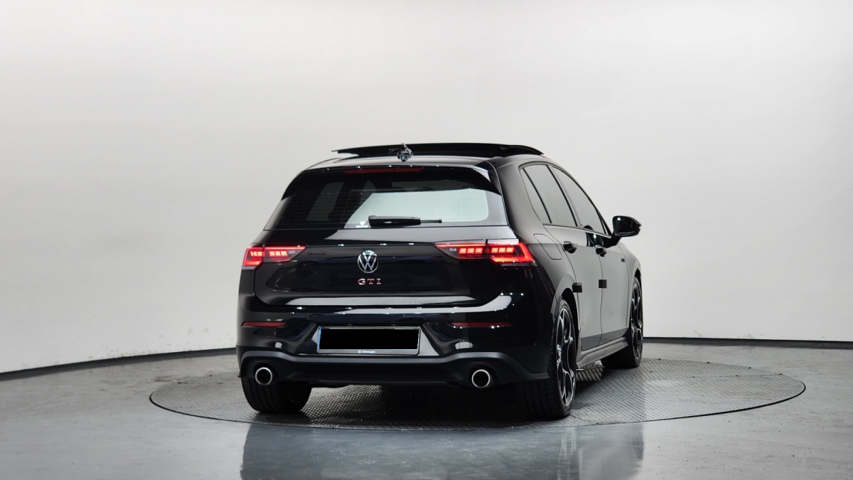 Volkswagen Golf, 2025 — фото 4 из 12