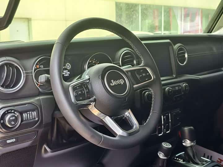 Jeep Gladiator, 2025 — фото 7 из 9