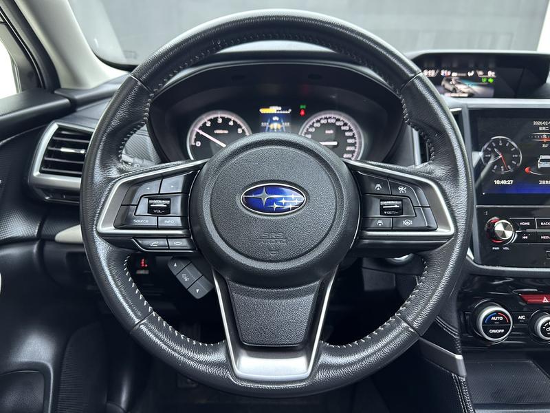 Subaru Forester, 2022 — фото 9 из 12