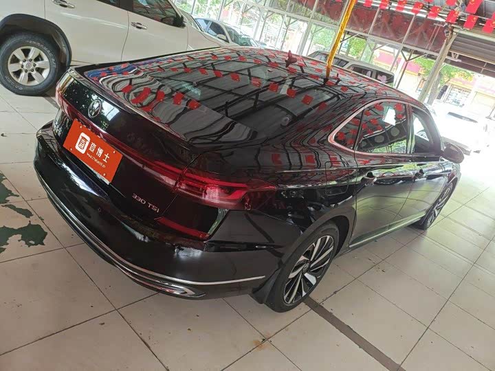 Volkswagen Passat, 2024 — фото 2 из 9