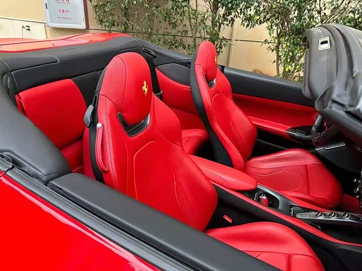Ferrari Portofino, 2022 — фото 5 из 9