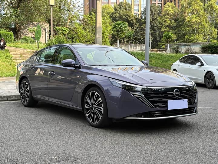 Nissan Teana, 2025 — фото 3 из 9