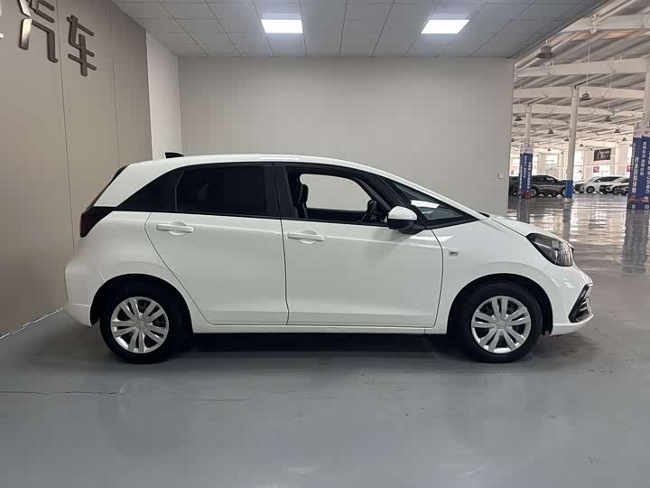Honda Fit, 2022 — фото 8 из 9