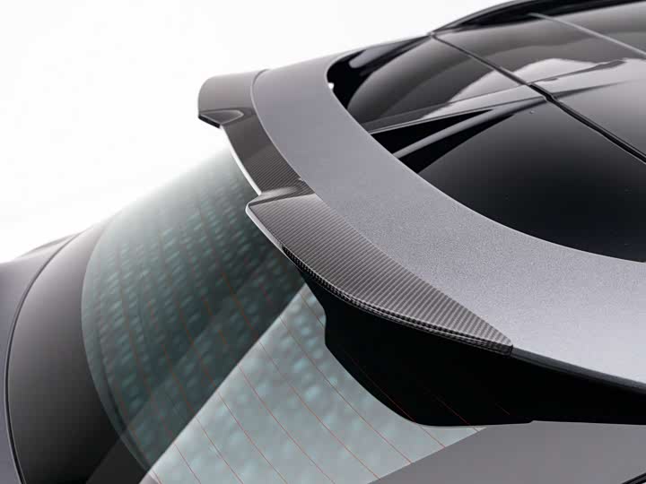Aston Martin DBX, 2025 — фото 9 из 9